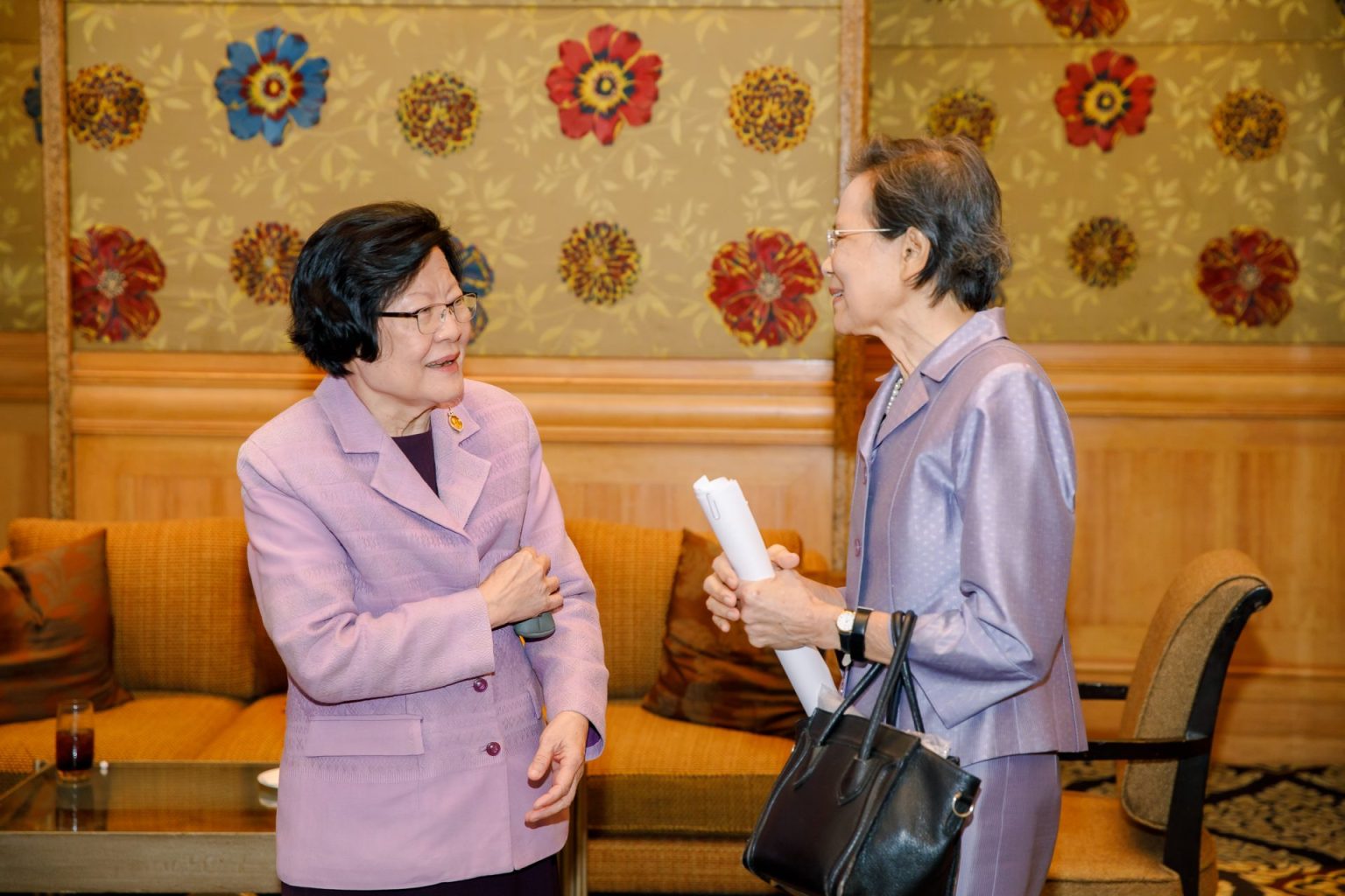 คุณอำมร